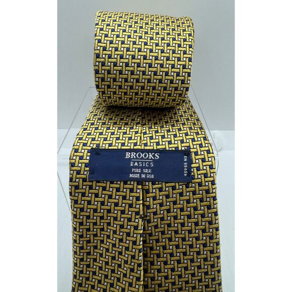 Brooks Basic Yellow Gold Pattern Neck Tie - Picture 2 of 4